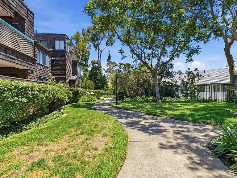 4435 Nobel Dr #30 — Photo 18