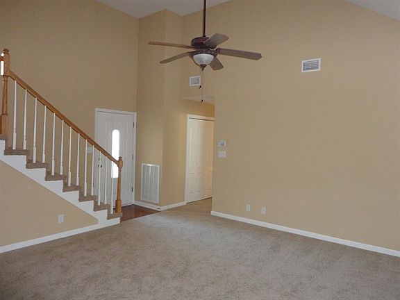3rd image of 3749 N Jot Dr