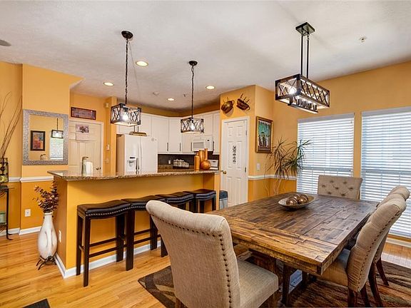 5th image of 2901 Stratford Way