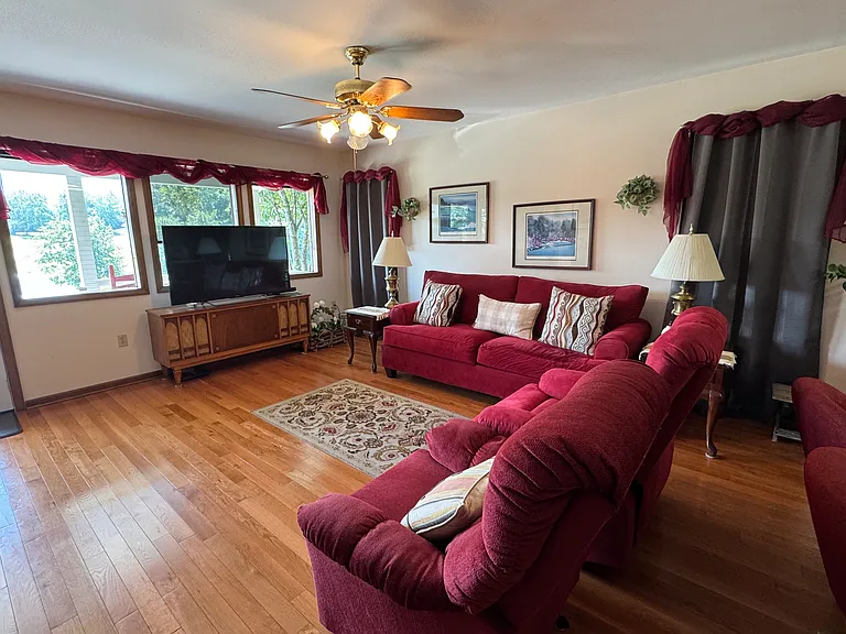 626 Pioneer Trl — Photo 10