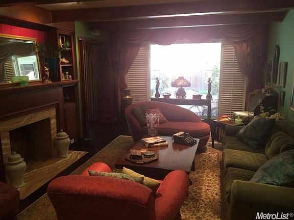 4th image of 4625 Cabana Way