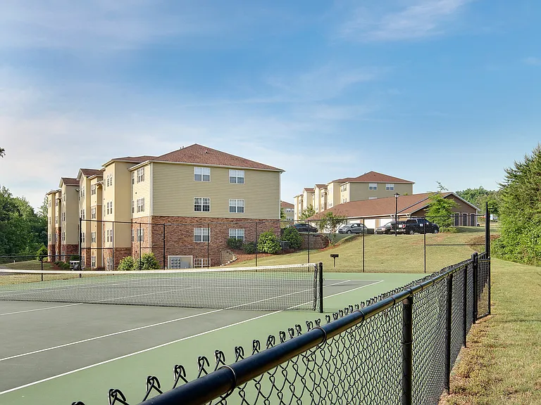 Tuscan Heights — Photo 15