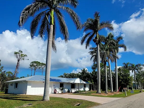 7432 Pomegranate Dr, Bokeelia, FL 33922