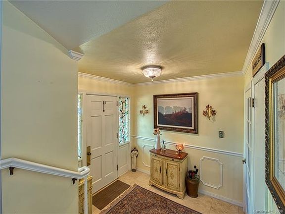 2nd image of 245 Chapel Dr