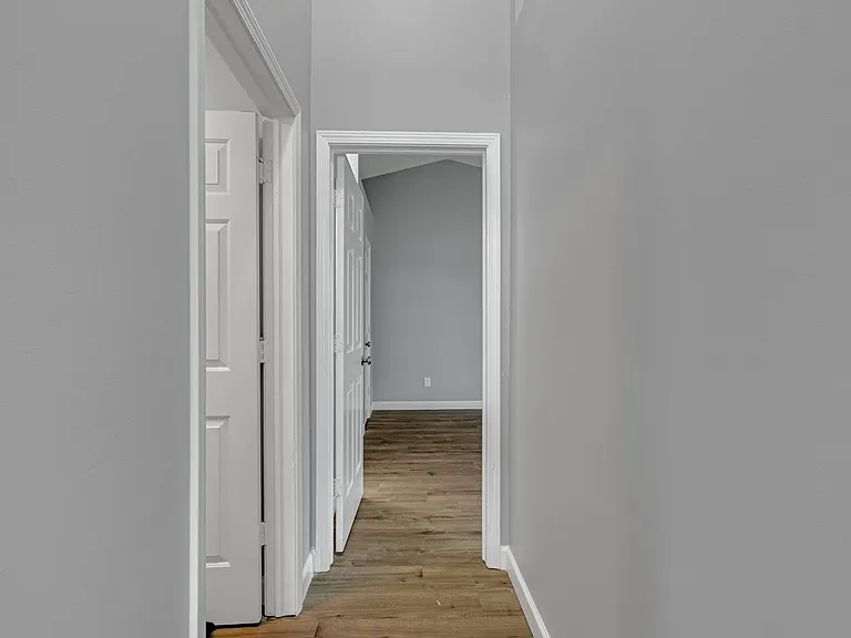 5709 Eden Village Dr — Photo 12