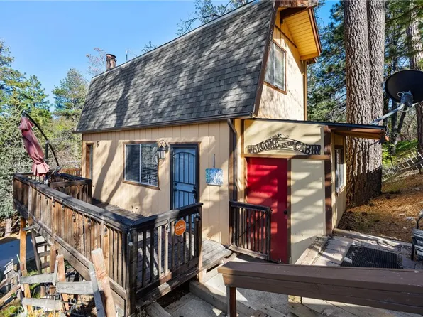 32826 Truman Ln, Running Springs, CA 92382