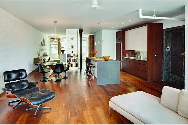 Sold by Stribling | media 1