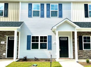 12 Jaydn Dr W, Jacksonville, NC 28546
