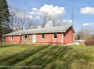 7019 S Ainger Rd, Olivet, MI 49076