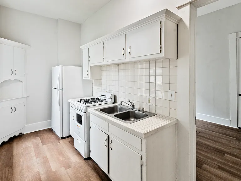 915 Cherokee Rd #IR — Photo 12