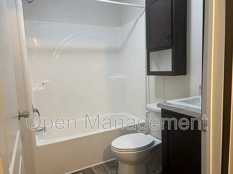 825 1st Ave E #323 — Photo 12