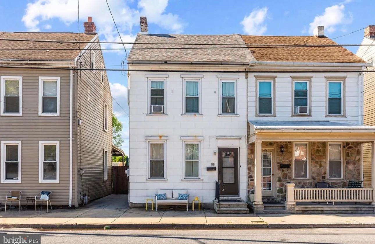 3 bed, $500 — Photo 1