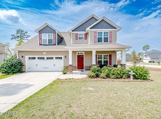 100 Lothian Ln, Cameron, NC 28326