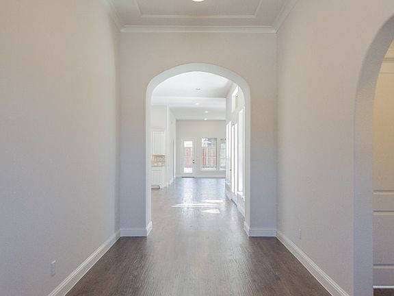 5th image of 8005 Regent