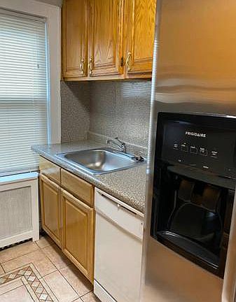 2nd image of 52 N High St #1