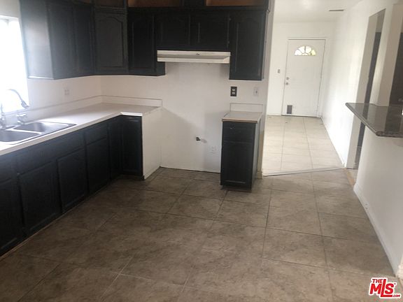 3rd image of 1120 Kewen St