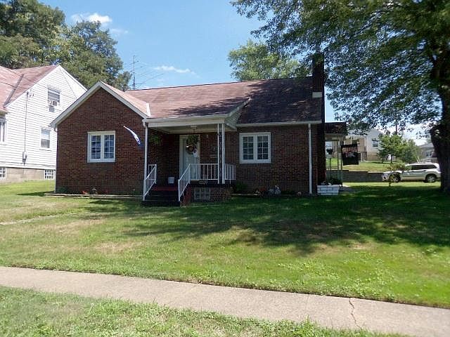 1st image of 3962 Palisades Dr