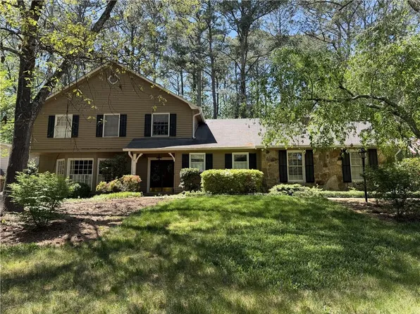 3644 Meadow Chase Dr, Marietta, GA 30062