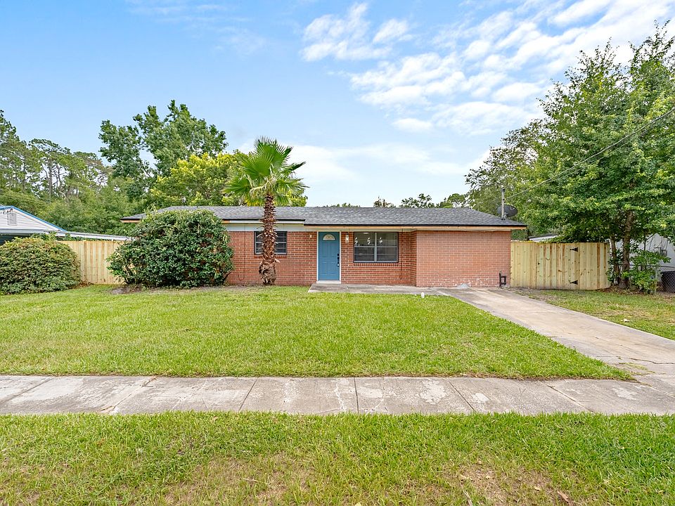 1st image of 7218 Zapata Dr
