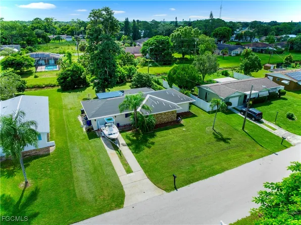 327 Allenwood Ave, Lehigh Acres, FL 33936