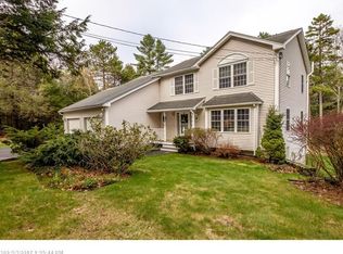4 Kimberley Cir, Brunswick, ME 04011