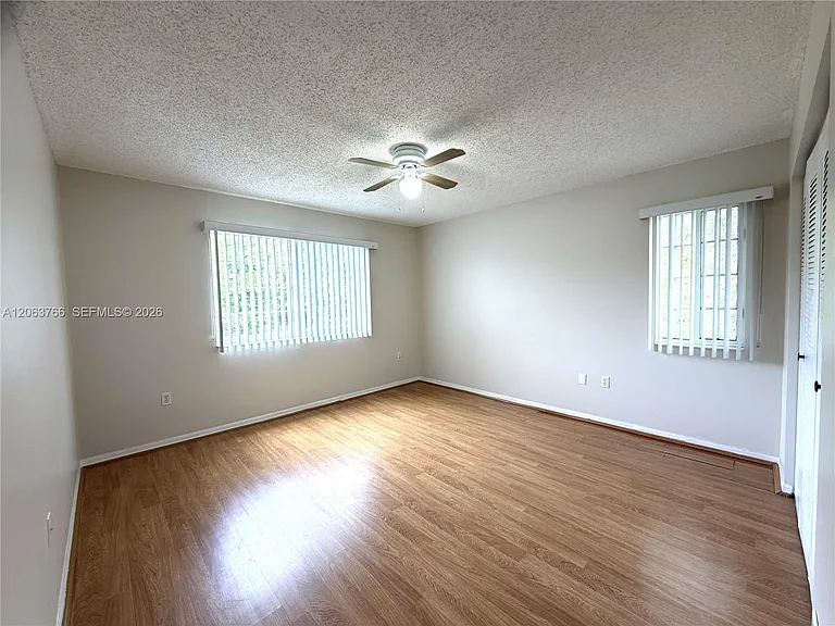 5045 Wiles Rd #201 — Photo 7