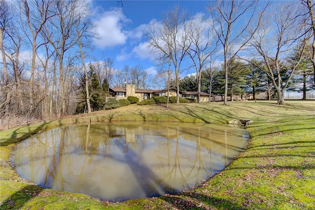610 Waynesville Jamestown Rd photo 1