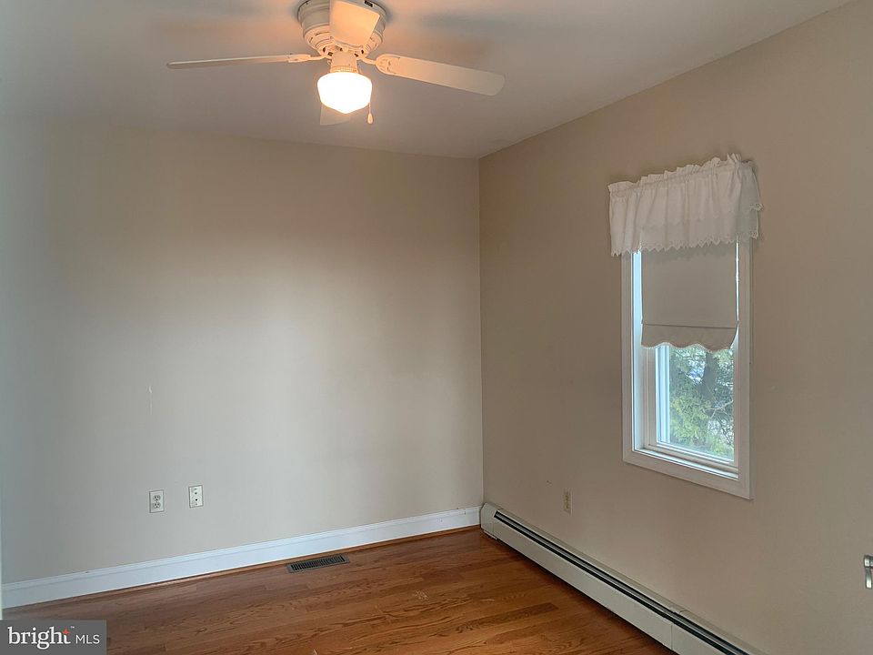 110 Fox Rd Media PA Zillow