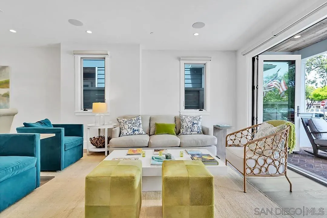 5 bed, 4.5 bath, 3200 sqft, $35,000 — Photo 4