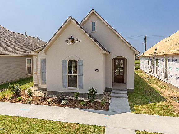 4th image of 202 Harvey Cay Ln