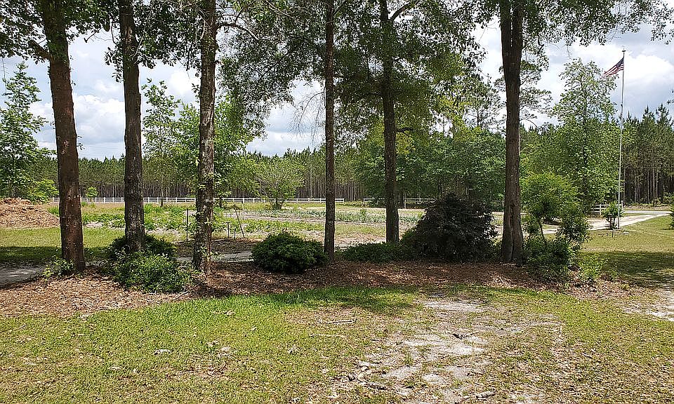 2nd image of 941 Raybon Rd W