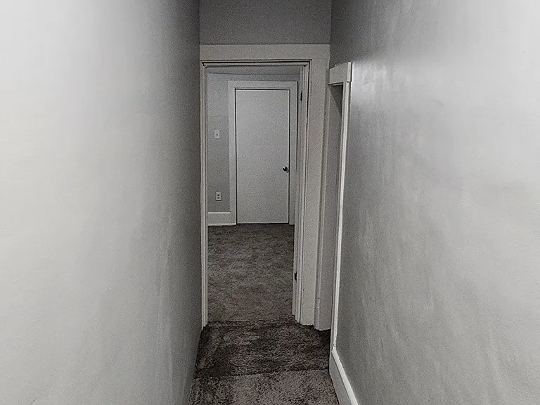 642 W Penn St — Photo 20