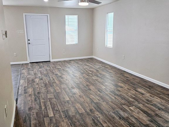 4th image of 23976 Harmason St