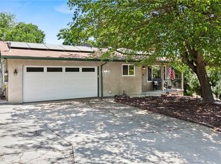 102 Glencrest Ln, Paso Robles, CA 93446
