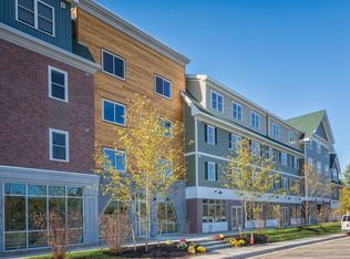 60 Point Pl, Dover, NH 03820