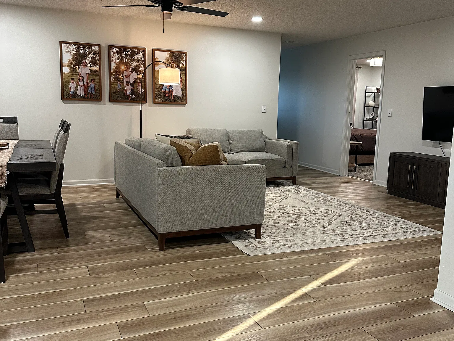 3 bed, 2079 sqft, $2,200 — Photo 4