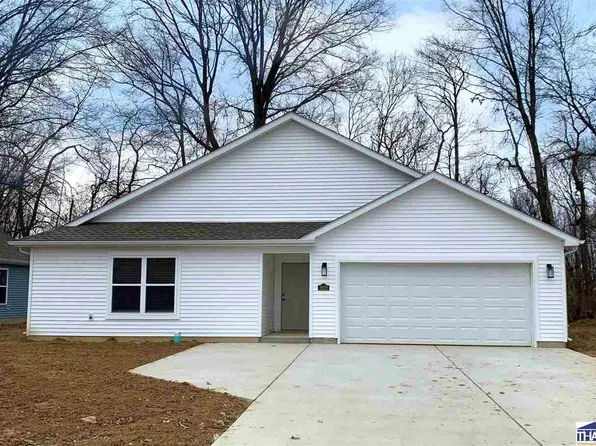 3622 Joy Cir E, Terre Haute, IN 47802