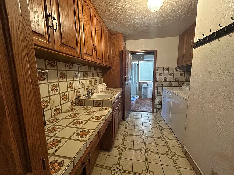 2911 Hawk Rd — Photo 21