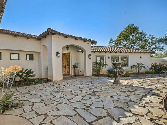 3rd image of 3369 Dehesa Rd