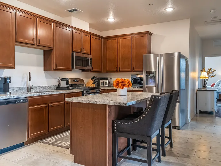 207 S Beaver St #502 — Photo 7