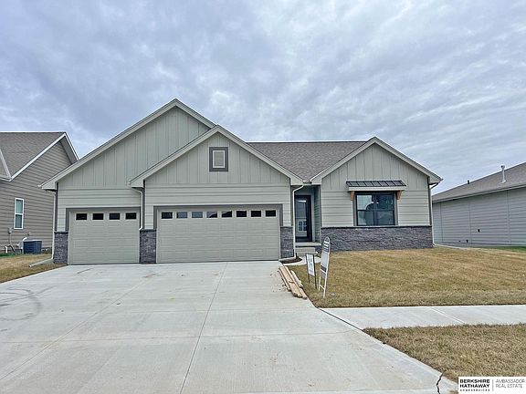 3rd image of 7709 S 200th St