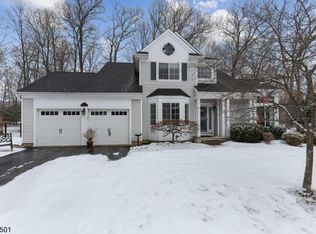 13 Rolling Hills Dr, Budd Lake, NJ 07828