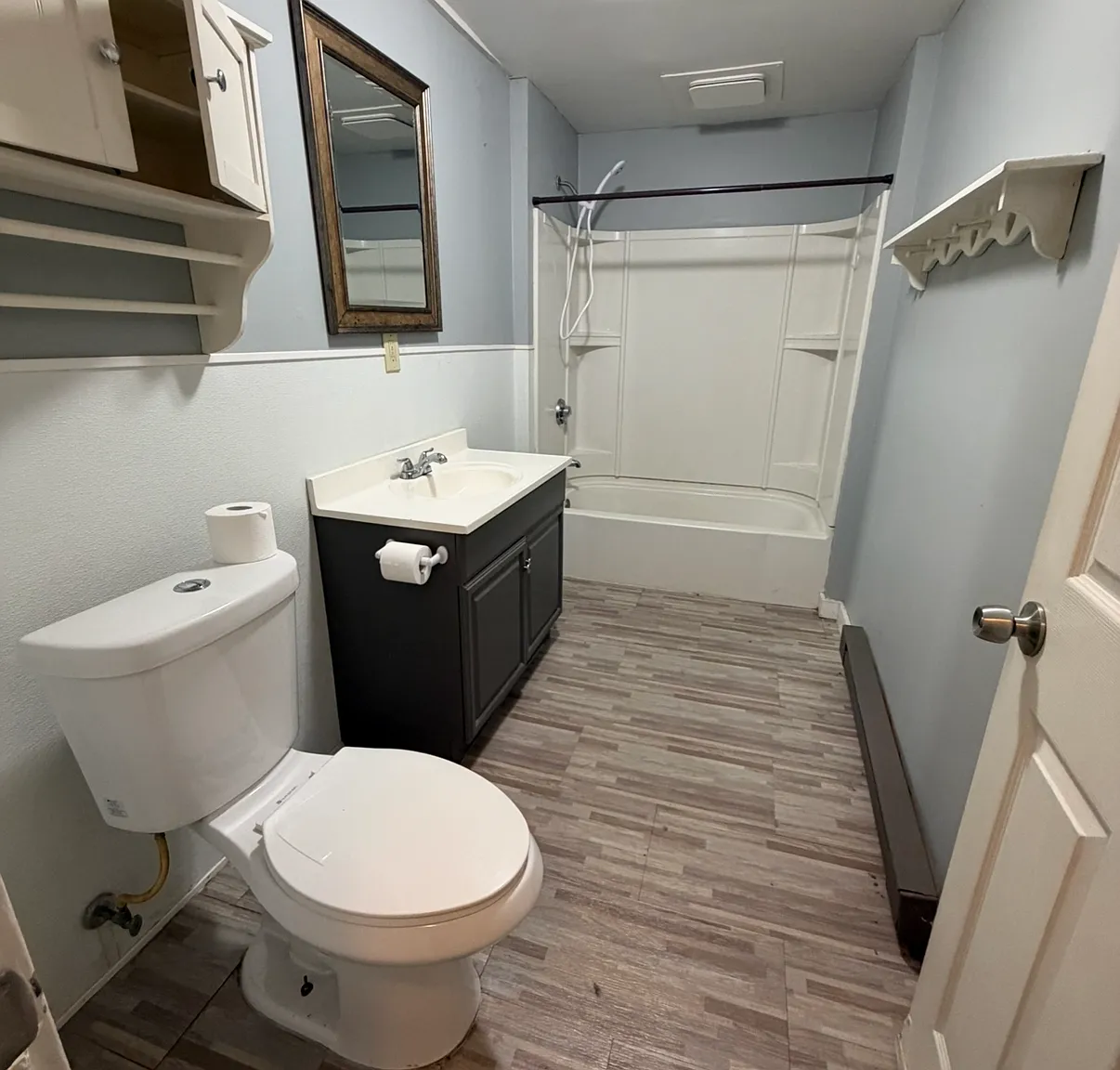 2 bed, 1000 sqft, $1,499 — Photo 3