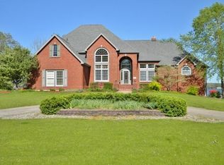 1414 Country Club Dr, Warsaw, IN 46580