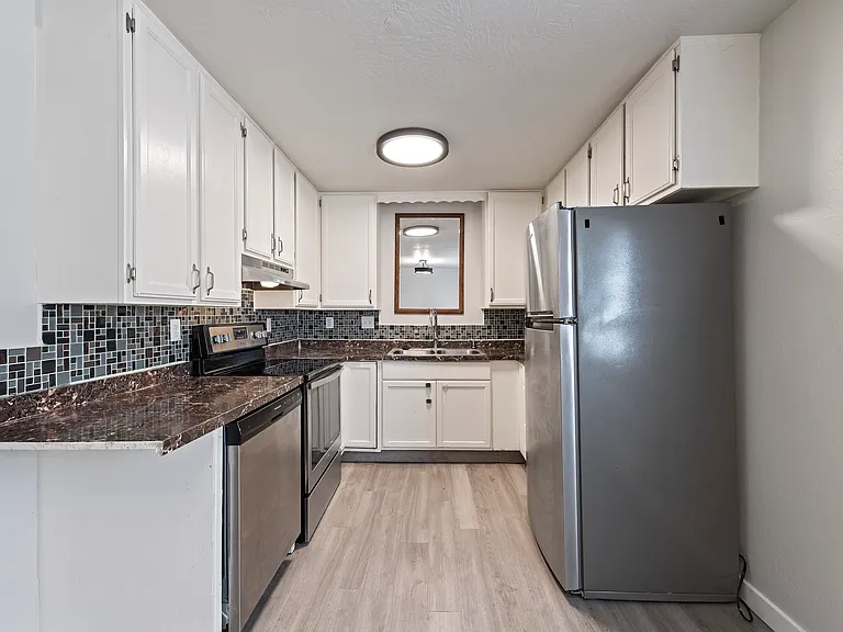 1328 S Michigan Ave #3 — Photo 2