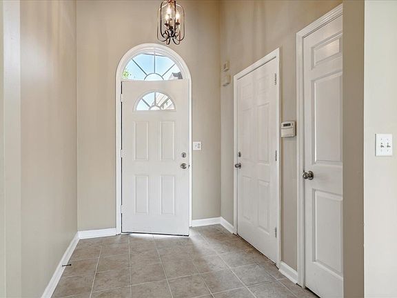 5th image of 9813 Calderdale Dr