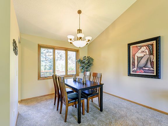 5th image of 3410 Rolling Hills Dr