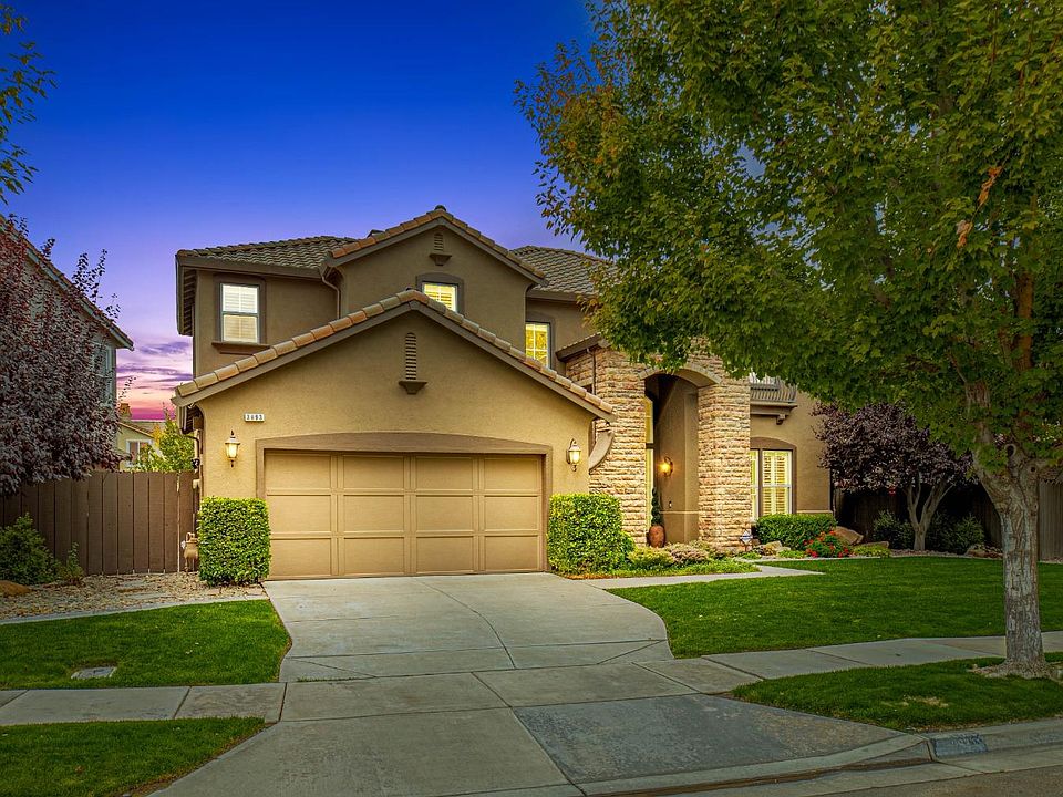 1st image of 3893 Biltmore Dr