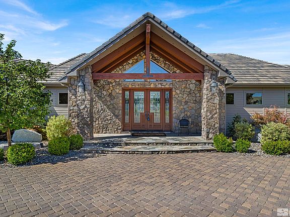 2nd image of 1112 Cortez Ln