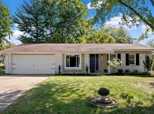 1334 Thornwood Dr, Saint Charles, MO 63304